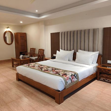 Mount Polaris Suites & Spa Kalimpong Bagian luar foto
