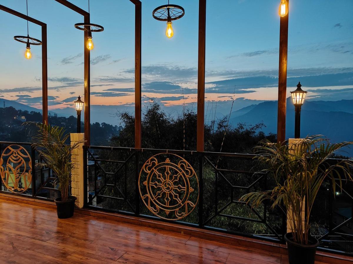 Mount Polaris Suites & Spa Kalimpong Bagian luar foto
